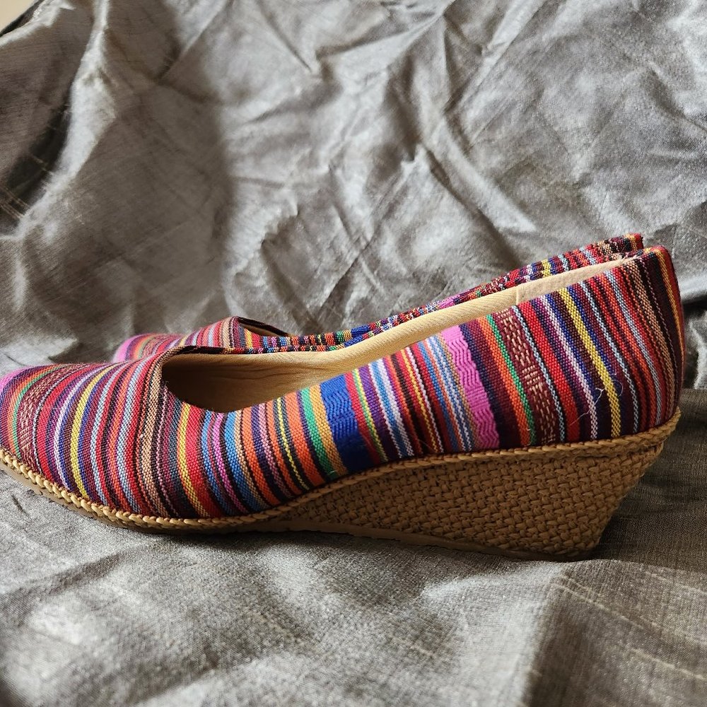 Beacon since 1903 wedge shoes